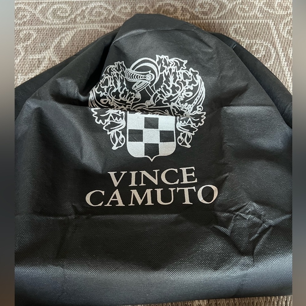 Vince Camuto Leori Tote NWT - Picture 2 of 9